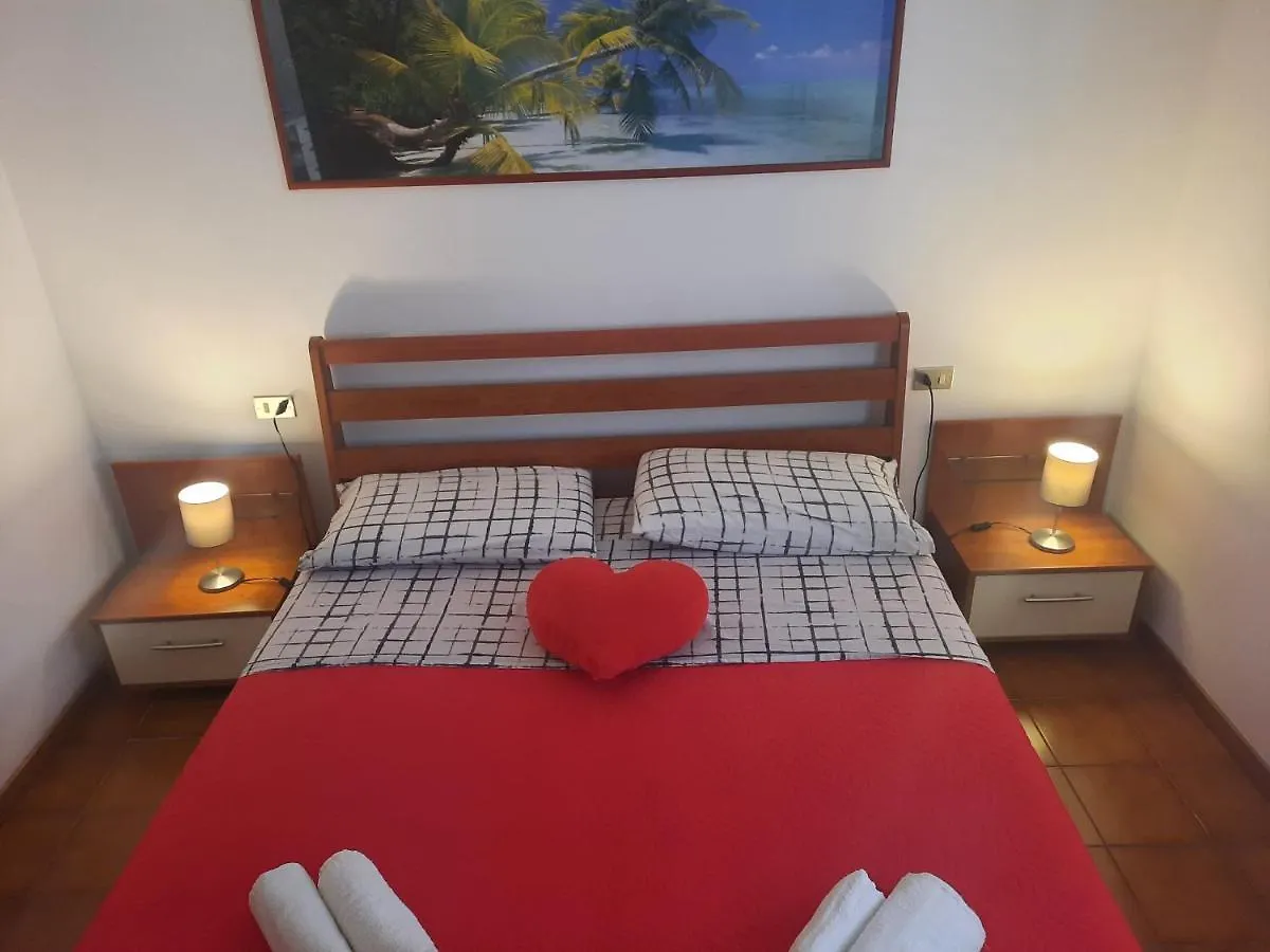 Appartamenti Leonardo Airport Azzano San Paolo Apartman